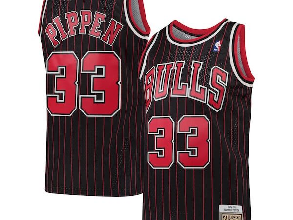 Scottie Pippen Chicago Bulls  Hardwood Classics Swingman Jersey - Black