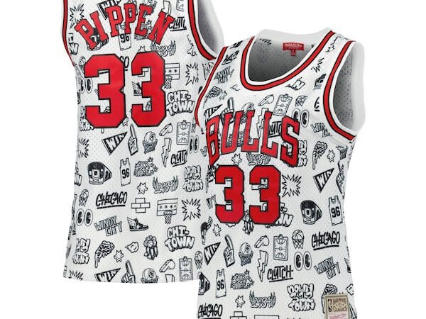 Scottie Pippen Chicago Bulls Women's 1997 Doodle Swingman Jersey - White