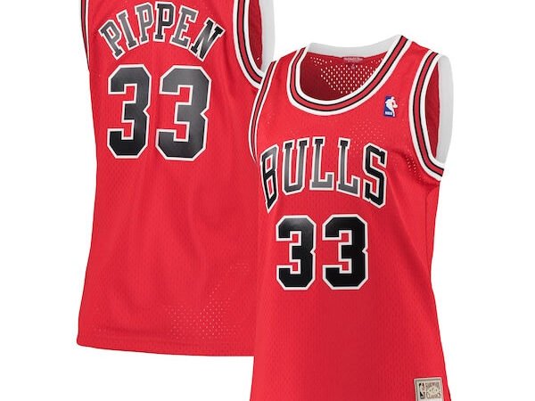 Scottie Pippen Chicago Bulls Women's 1997/98 Hardwood Classics Swingman Jersey - Red