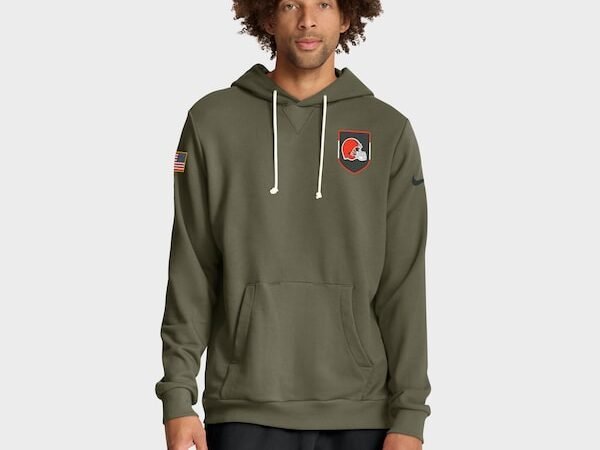 Cleveland Browns Nike 2025 Salute to Service Sideline Standard Issue Dri-FIT Hoodie - Olive