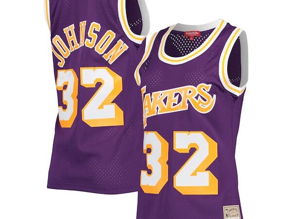 Magic Johnson Los Angeles Lakers Women's Hardwood Classics 1984/85 Swingman Jersey - Purple