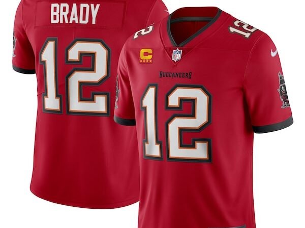 Tom Brady Tampa Bay Buccaneers Nike Captain Vapor Limited Jersey - Red