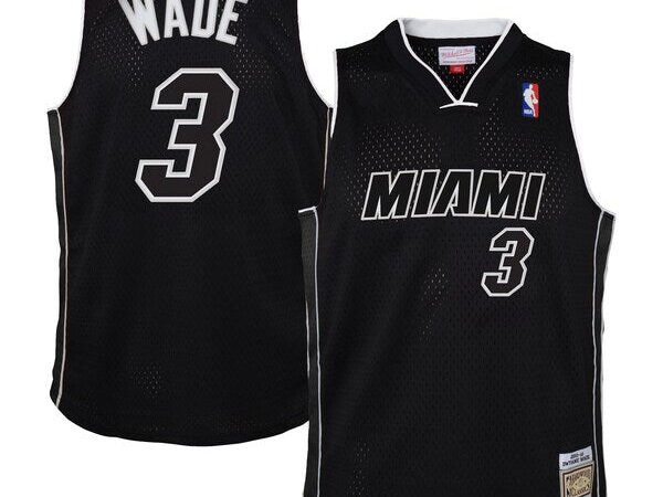 Dwyane Wade Miami Heat  Youth 2011/12 Hardwood Classics Swingman Alternate Jersey - Black