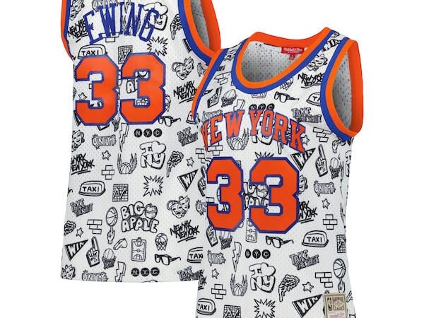 Patrick Ewing New York Knicks Women's 1991 Doodle Swingman Jersey - White