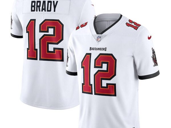 Tom Brady Tampa Bay Buccaneers Nike Vapor Untouchable Limited Jersey - White
