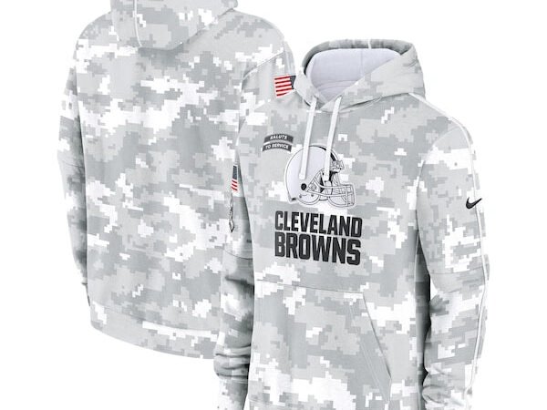 Cleveland Browns Nike 2024 Salute to Service Club Fleece Pullover Hoodie - Arctic Camo