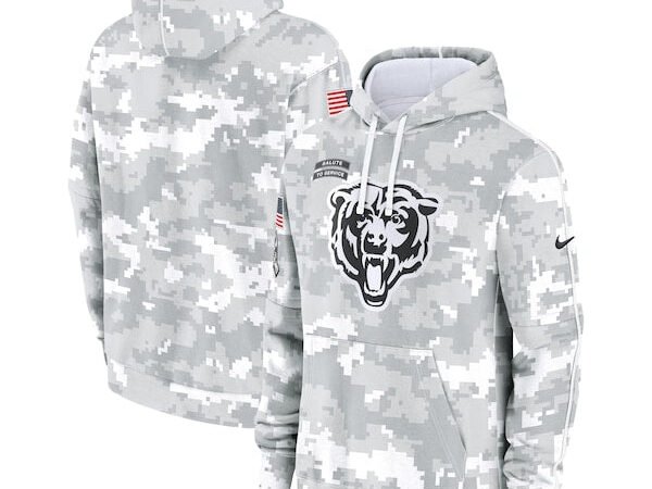 Chicago Bears Nike 2024 Salute to Service Club Fleece Pullover Hoodie - Arctic Camo