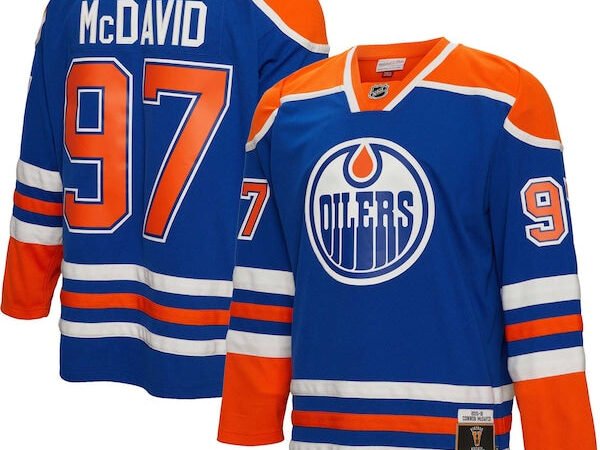 Connor McDavid Edmonton Oilers  2015/16 Blue Line Player Jersey - Blue