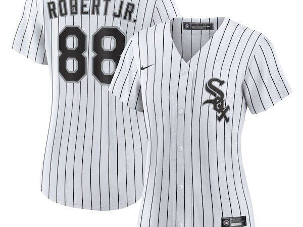 Luis Robert Jr. Chicago White Sox Nike Women's Home Replica Jersey - White