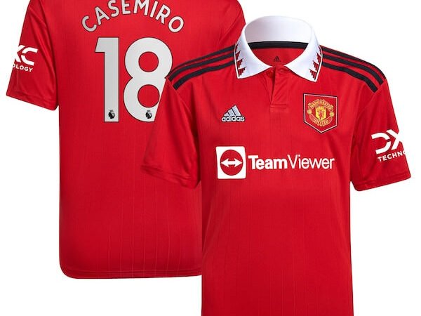 Carlos Casemiro Manchester United adidas Youth 2022/23 Home Replica Player Jersey - Red